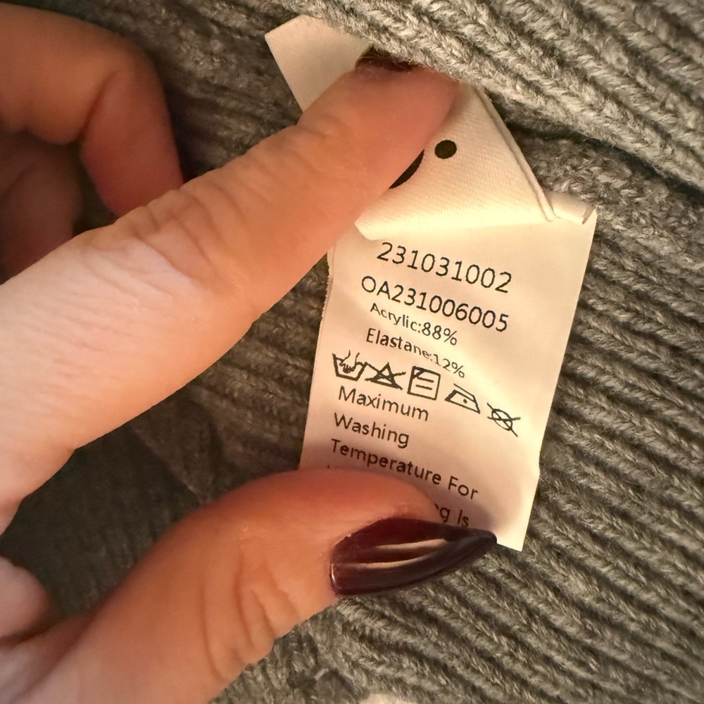 Commense Pearl Trim Ripped Hem Cardigan - Picture 13 of 16